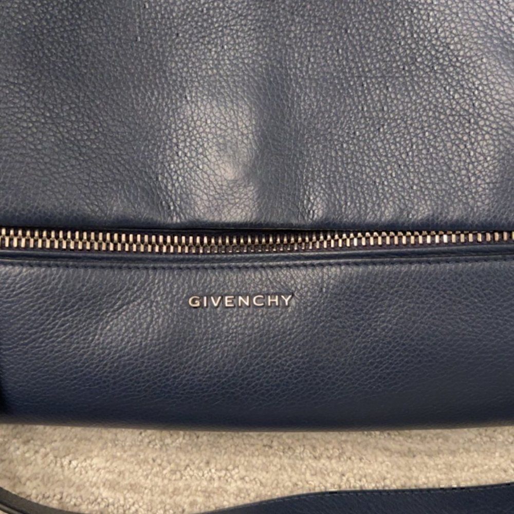 Givenchy Pandora Pure Handbag - Picture 4 of 12